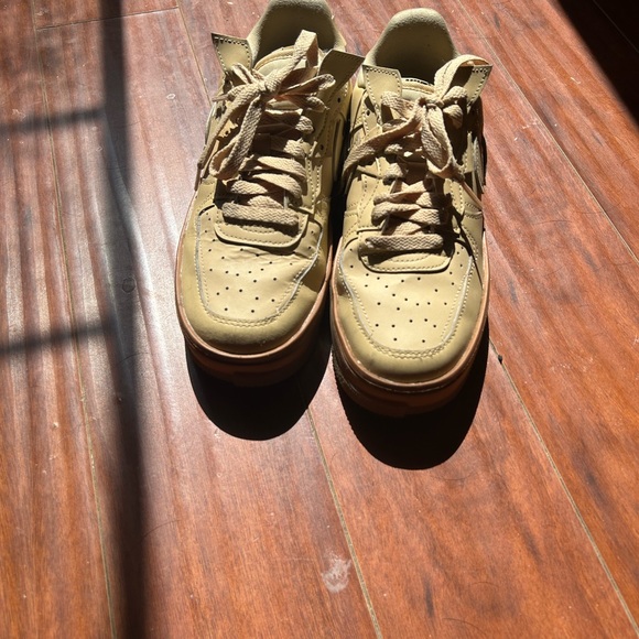 Women’s Nike fontanka not available on Nike website anymore - Picture 6 of 6